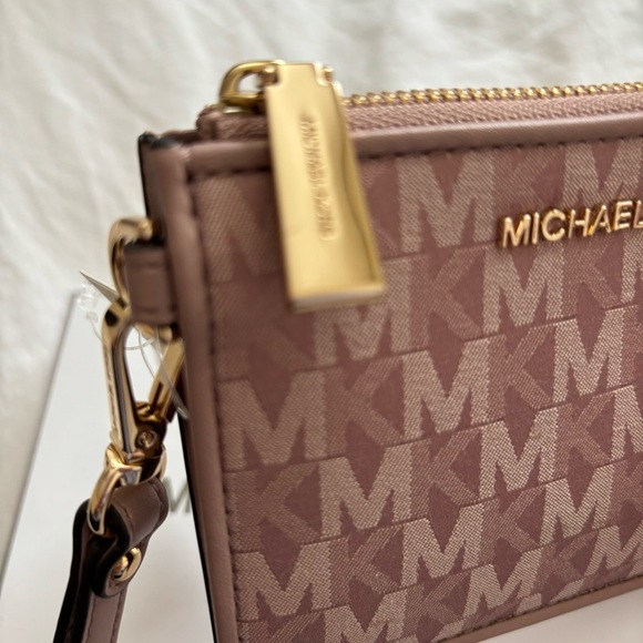 Michael Kors Small Logo Coin/ID Wristlet - Fawn NWT